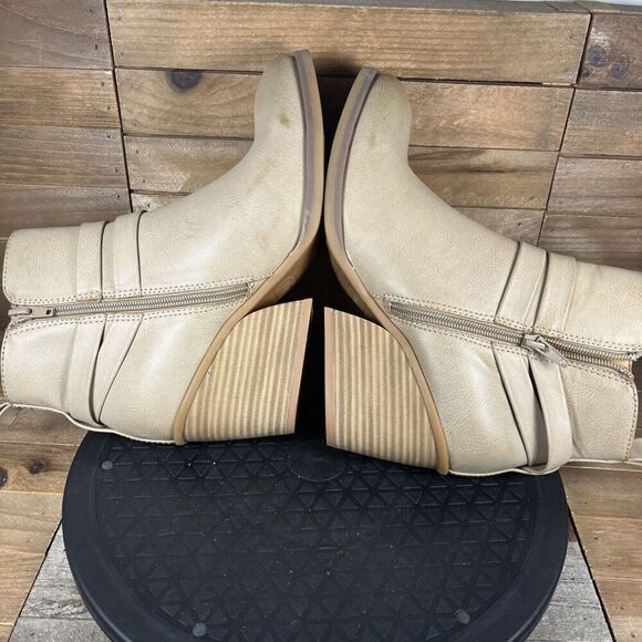 Korks Womens Sz 8M Heidi Block Heel Bootie Ankle Boots Tan Buckled Almond Toe - Picture 8 of 10